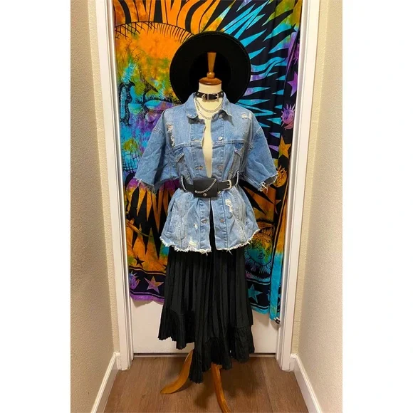 🌈 Lovely denim distressed jacket - Picture 9 of 11